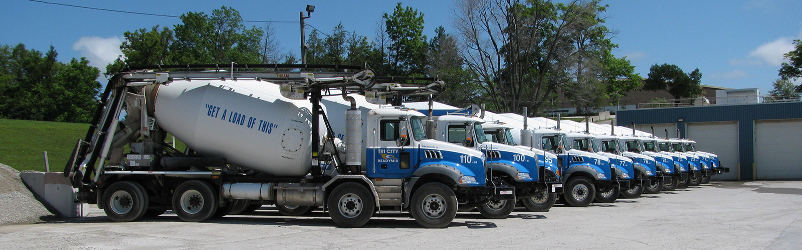 concrete-mixing-trucks